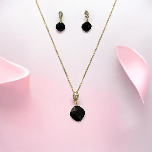 Black Stone Pendant Necklace & Earrings Set