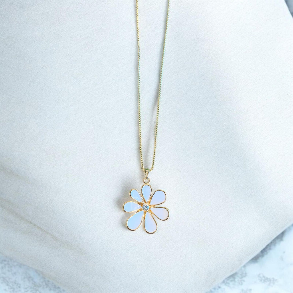 Floral Pendant Necklace & Earrings Set