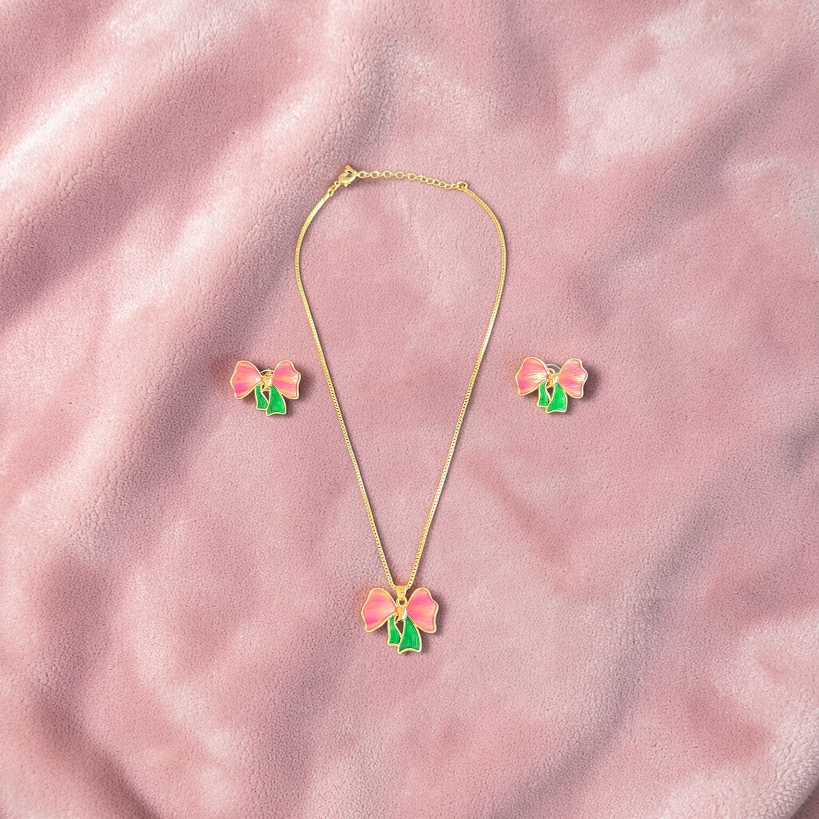 Bow Pendant Necklace & Earrings Set