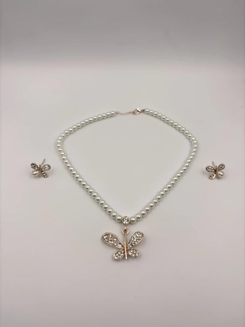 Butterfly Pearl Necklace Set