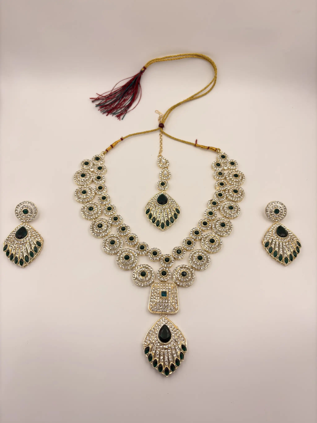Devayani Panna Bridal Haar Necklace Set - 4 piece