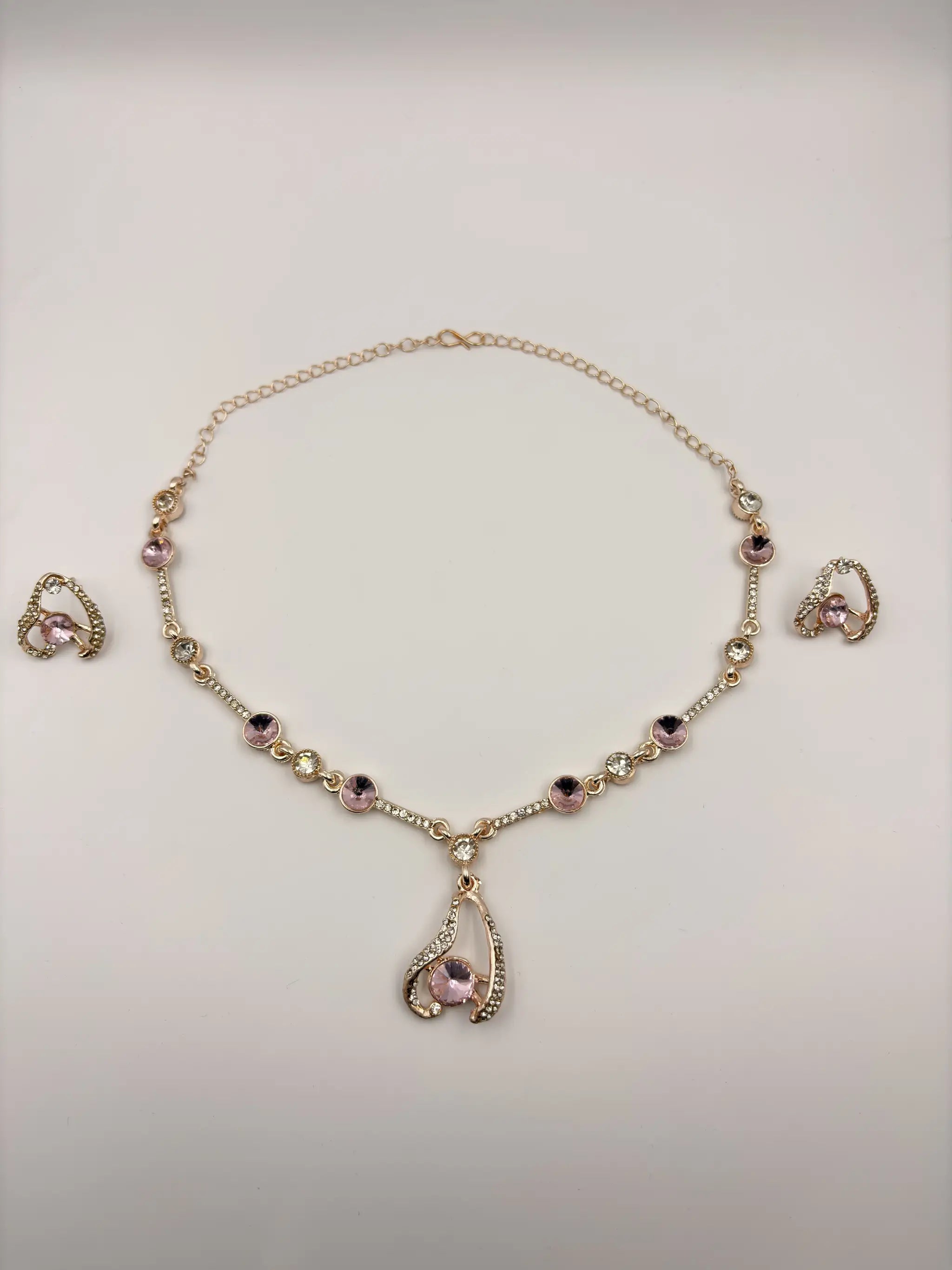 Gulriva Rajwada Necklace Set