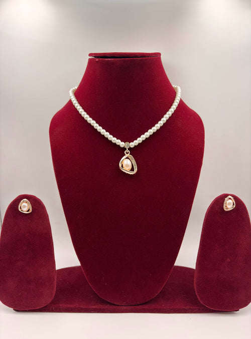 Elegant Pearl Drop Pendant Artificial Jewellery Necklace Set
