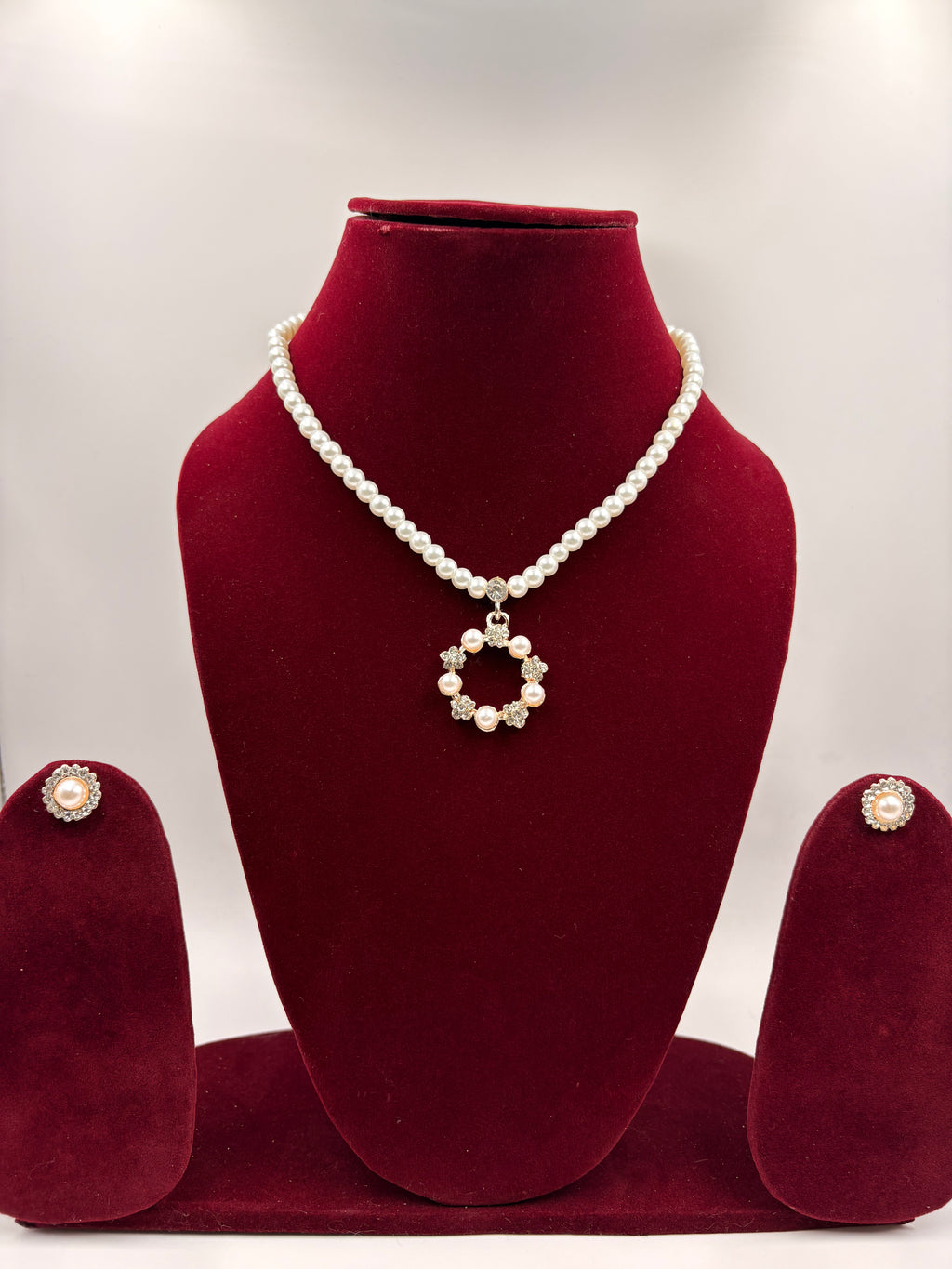 Classic Pearl Halo Pendant Necklace Set