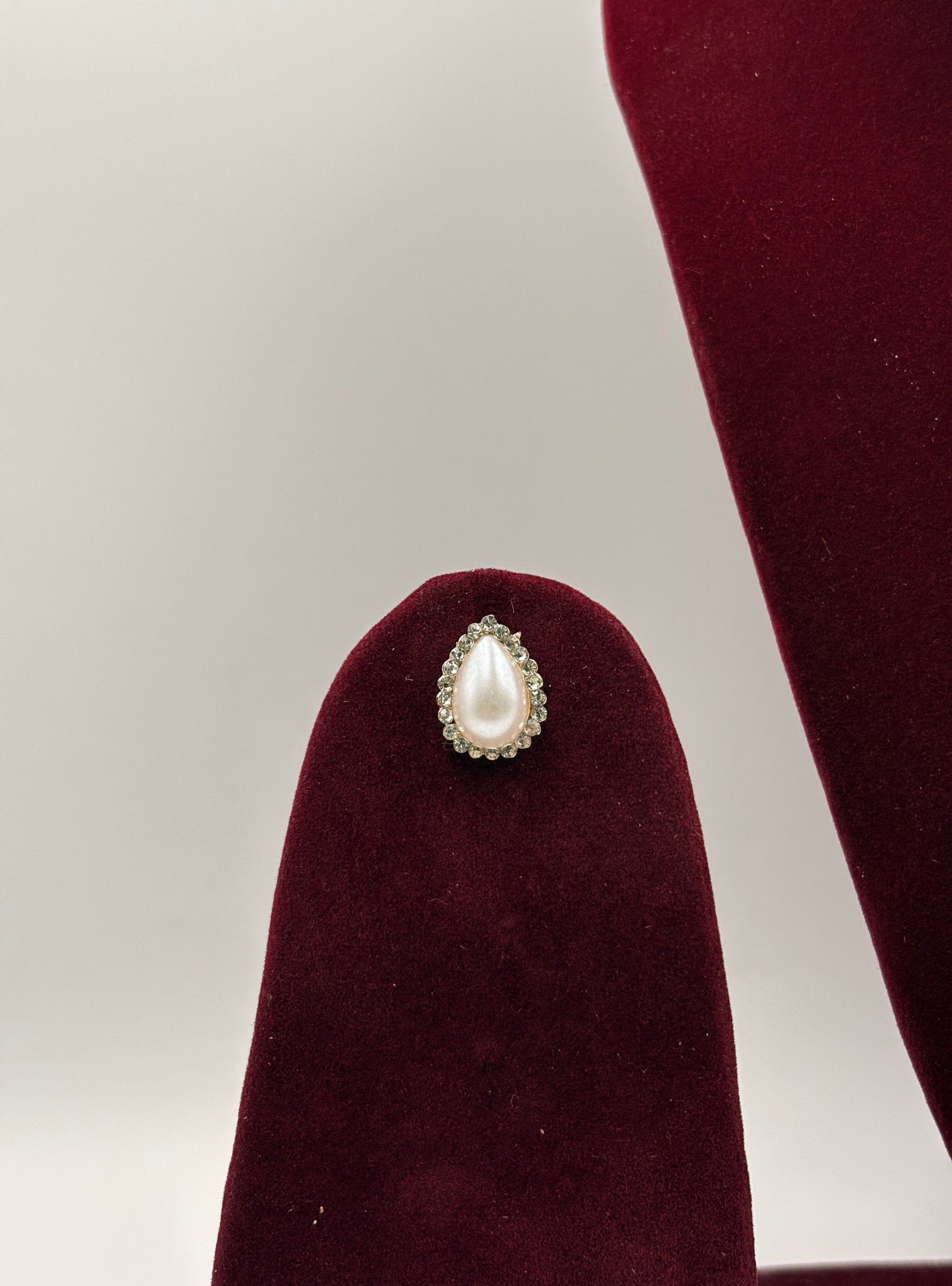 Pearl Teardrop Pendant Necklace Set for Women