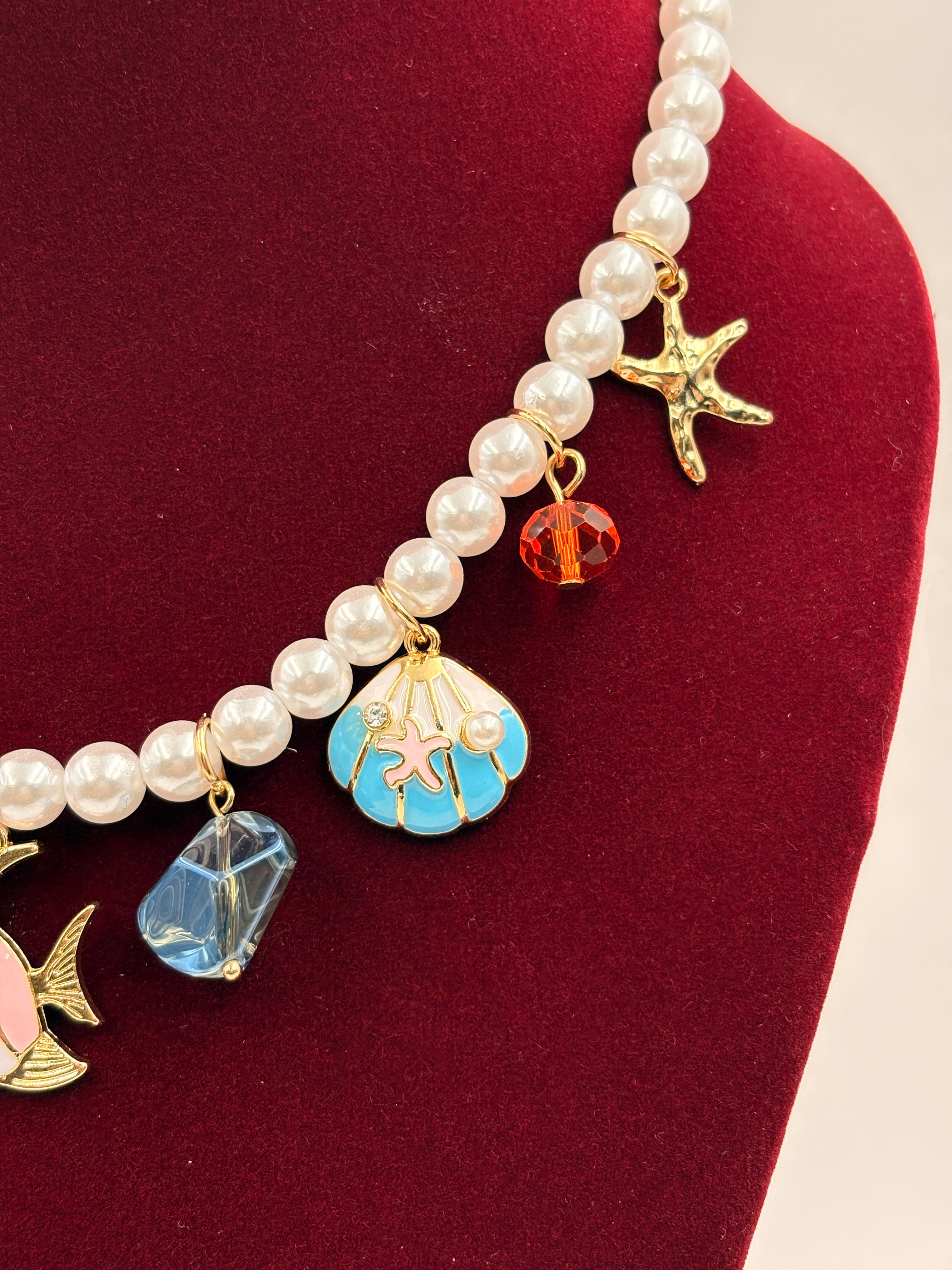 Ocean Theme Pearl Charm Artificial Jewellery Necklace for Women View 3