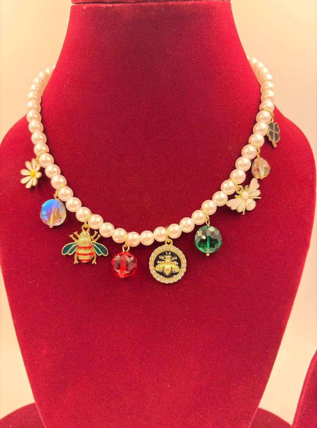 Pearl Bee Flower Charm Fashion Jewellery Necklace for Women