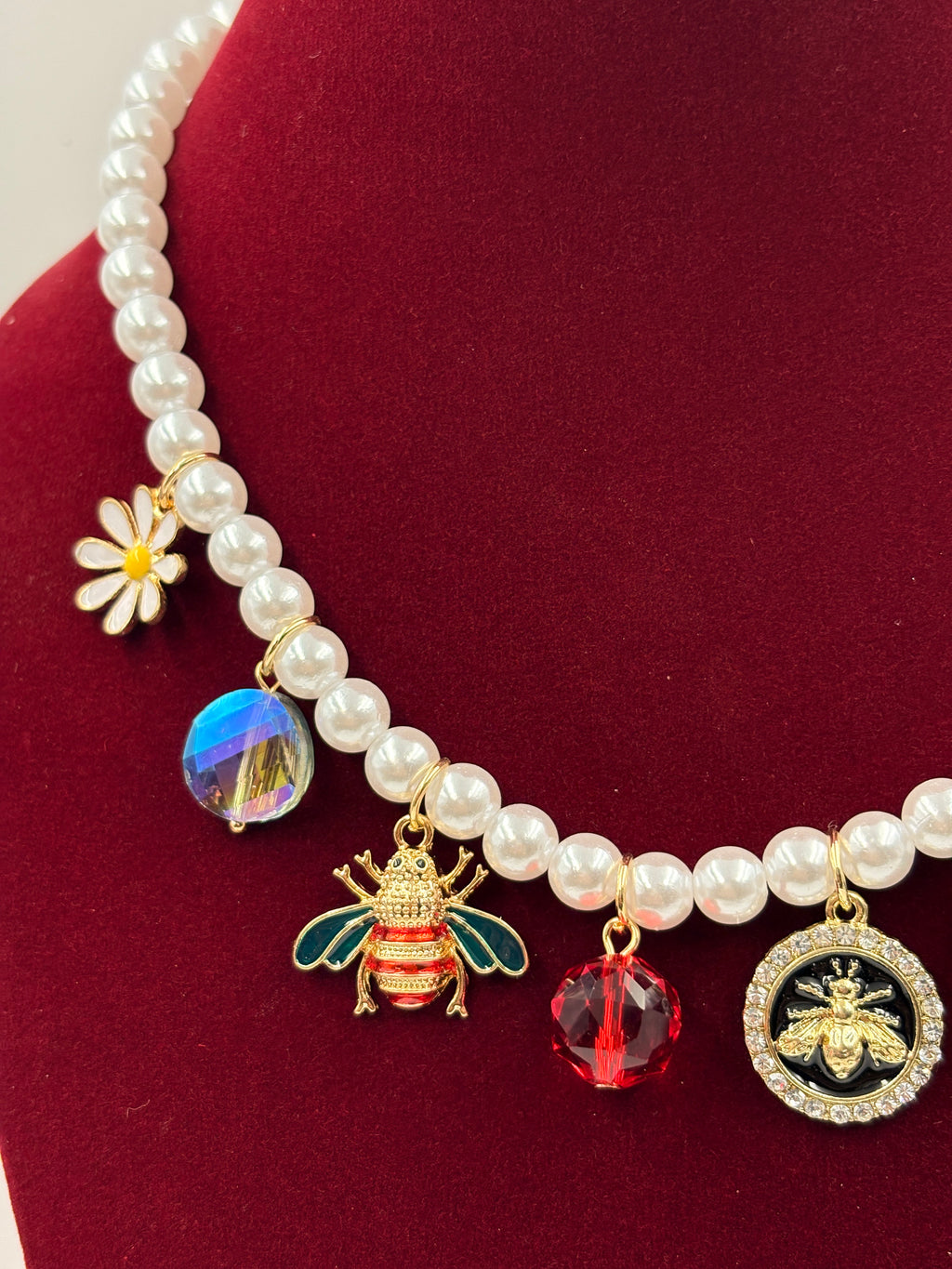 Pearl Bee Flower Charm Fashion Jewellery Necklace for Women View 4