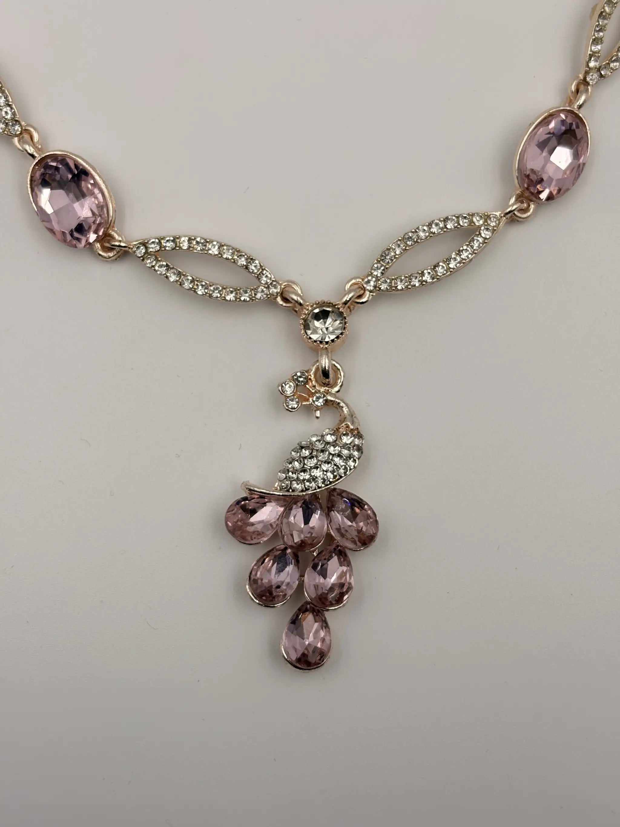 Mrinalini Moti Necklace Set