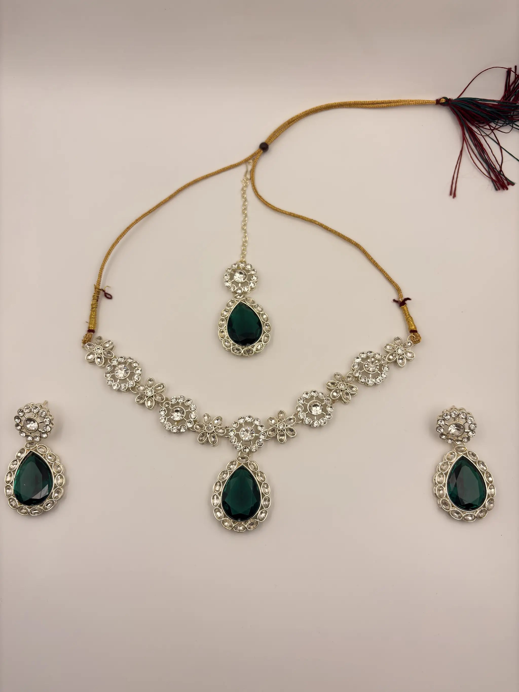 Pannashree Pushp Heavy Necklace set- 4 piece