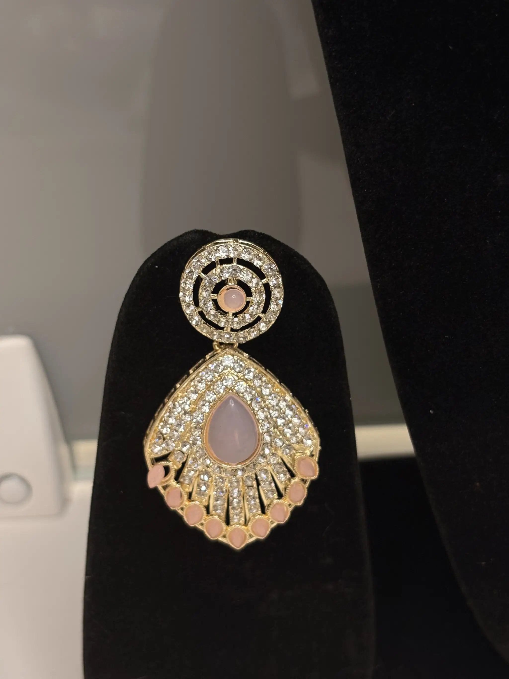 Peach Stone Bridal Necklace Set