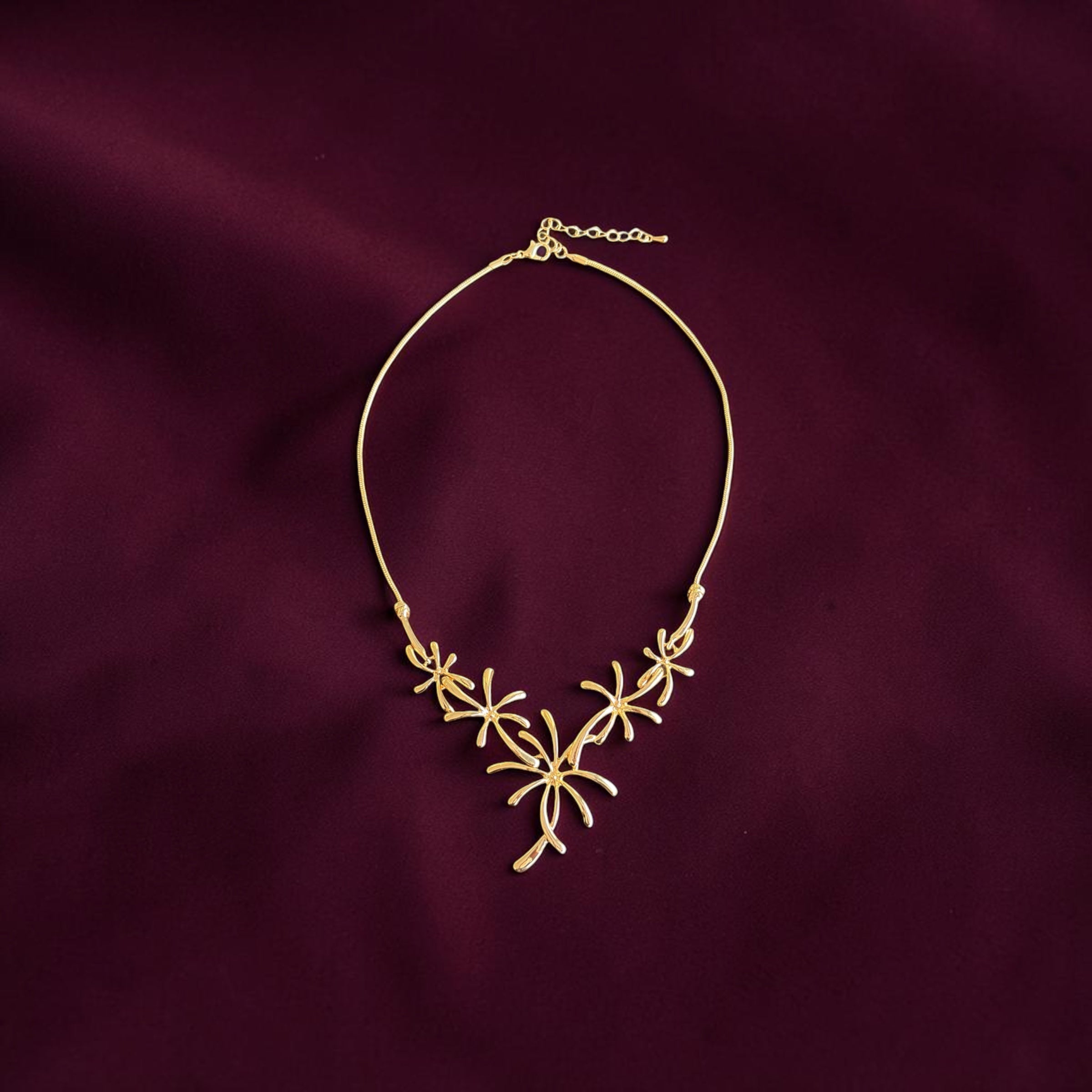 Elegant Gold Floral Necklace – Fashion Jewellery for Women