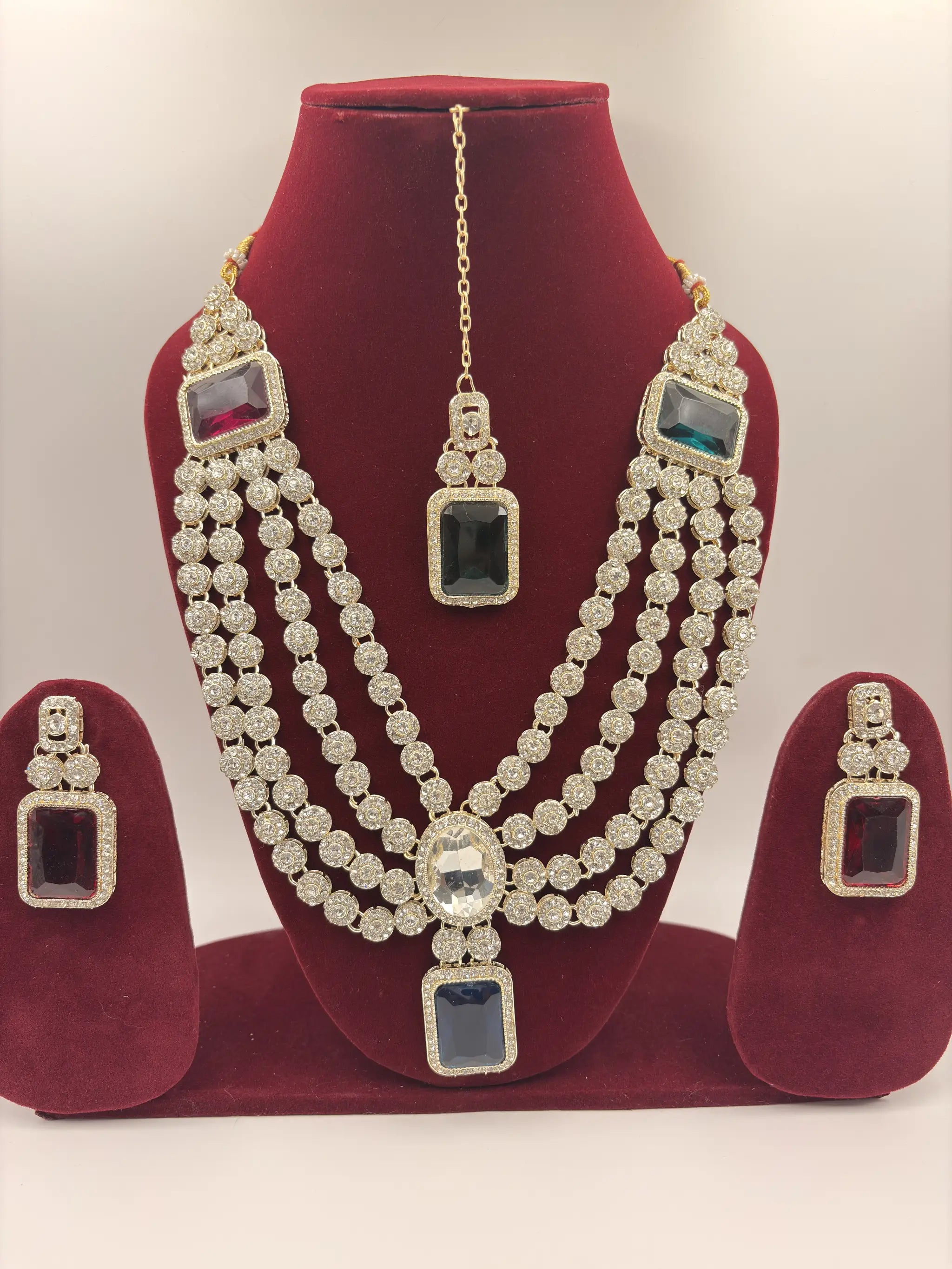 Ratnavali Grand Bridal Haar Set