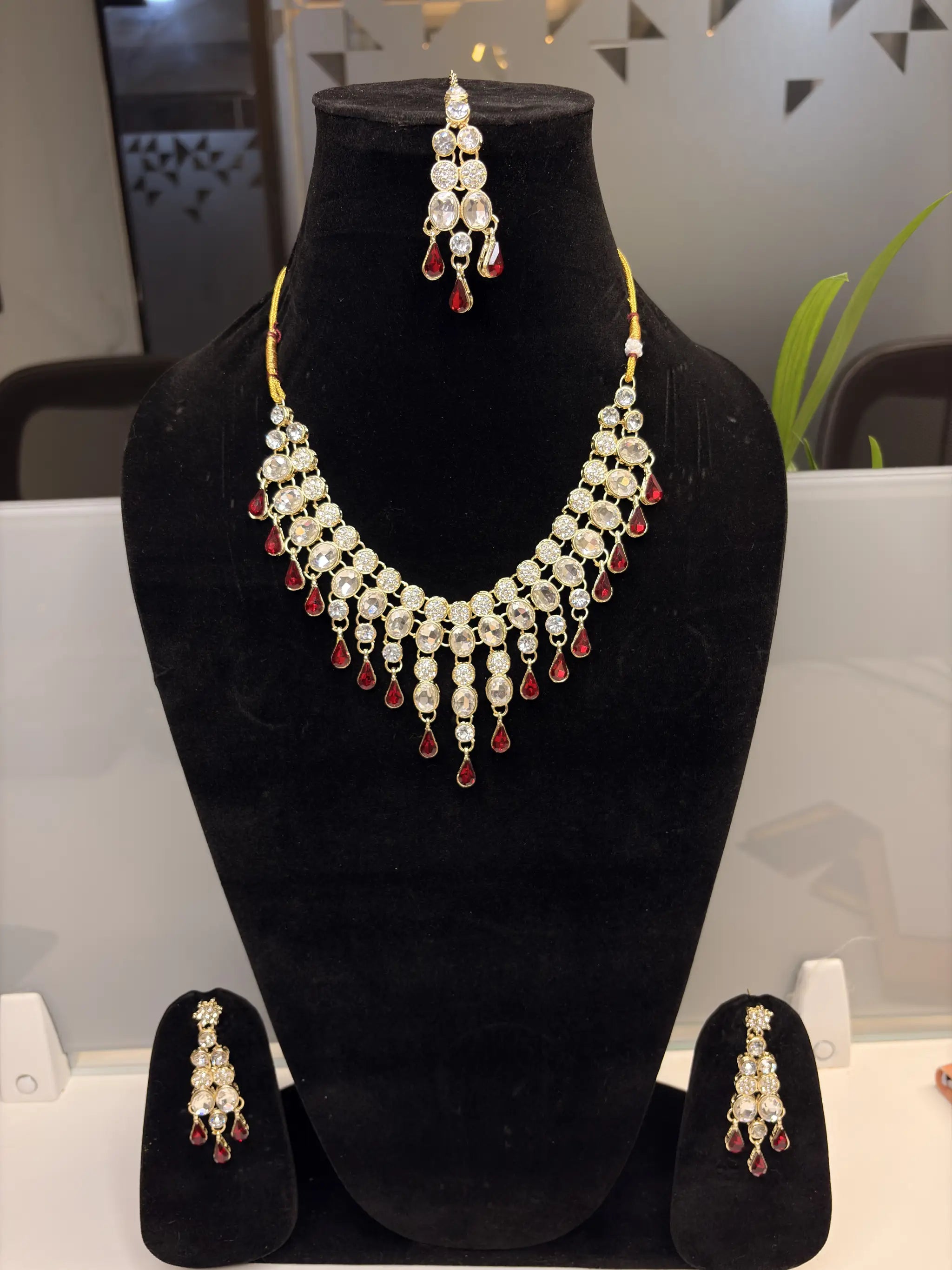 Red Drop Bridal Necklace Set Of Four