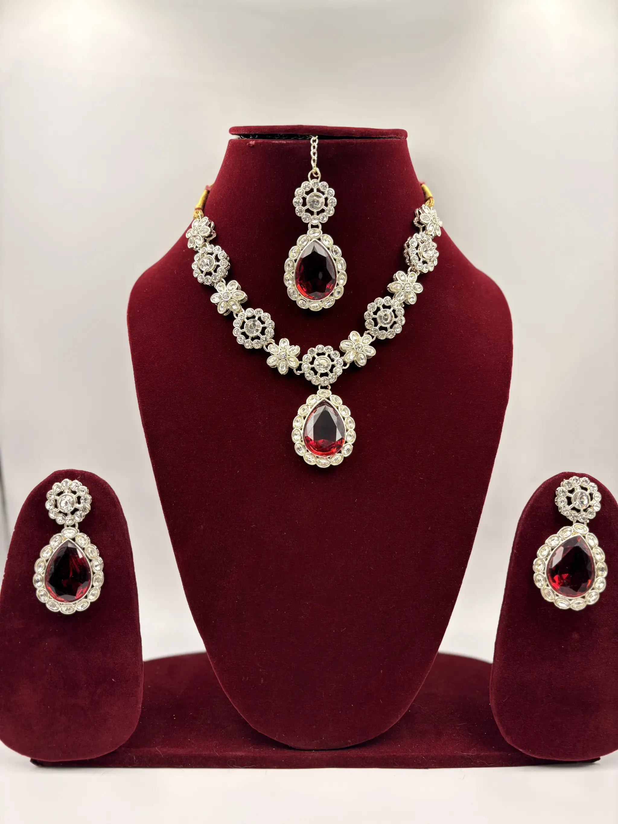 Red Stone Floral Necklace Set Of Four