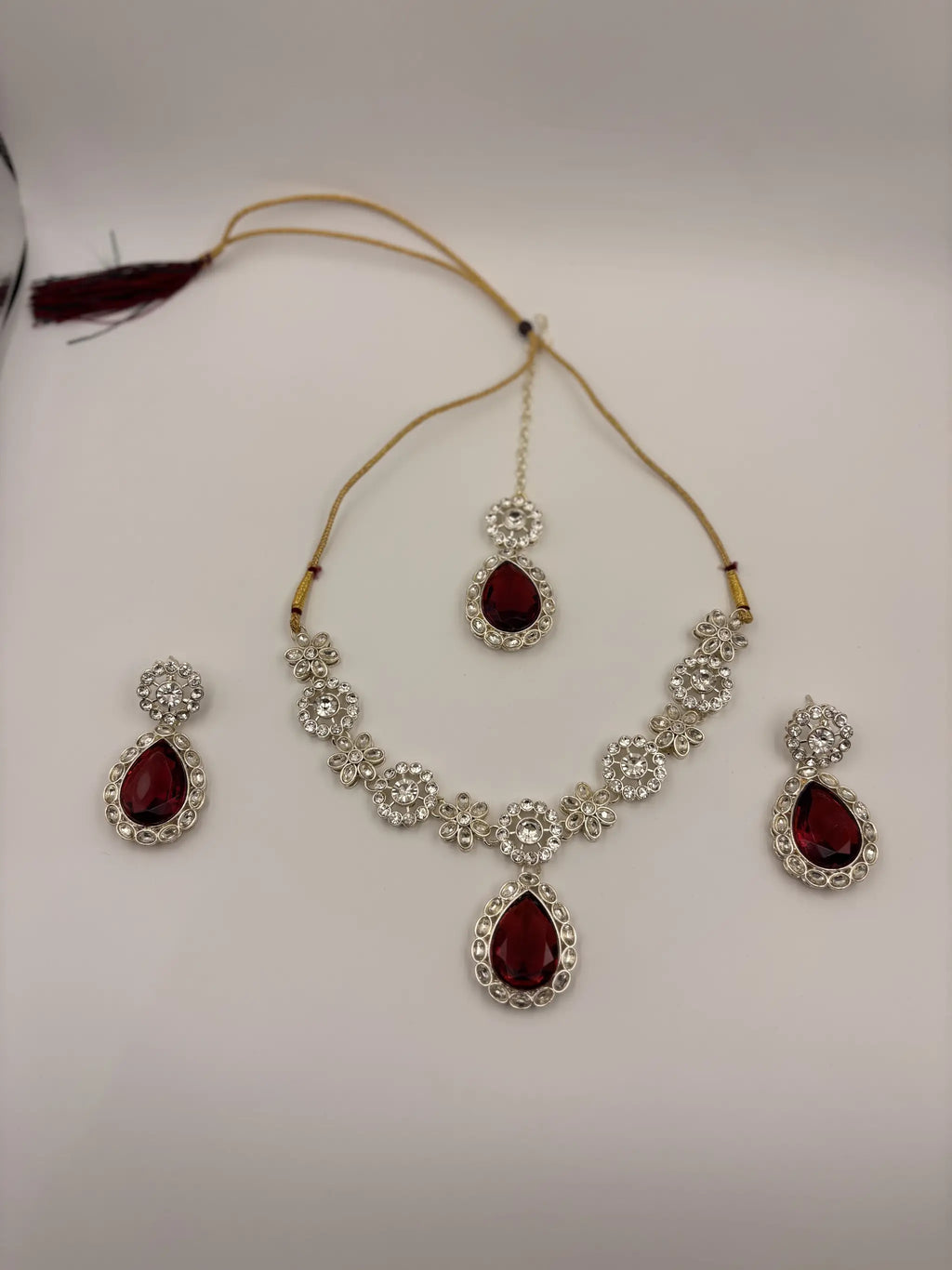 Red Stone Floral Necklace Set Of Four