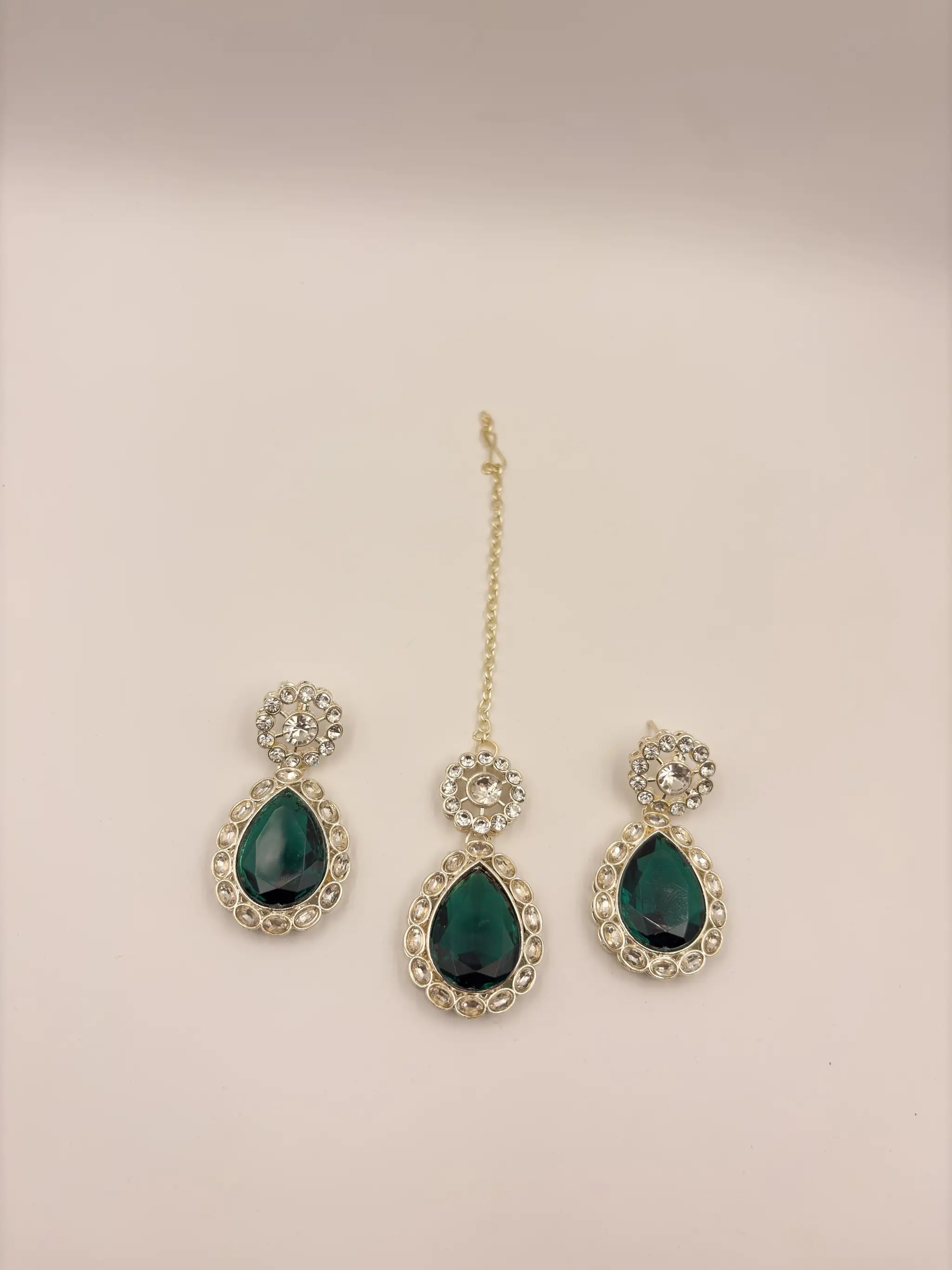 Teardrop Stone Necklace Set