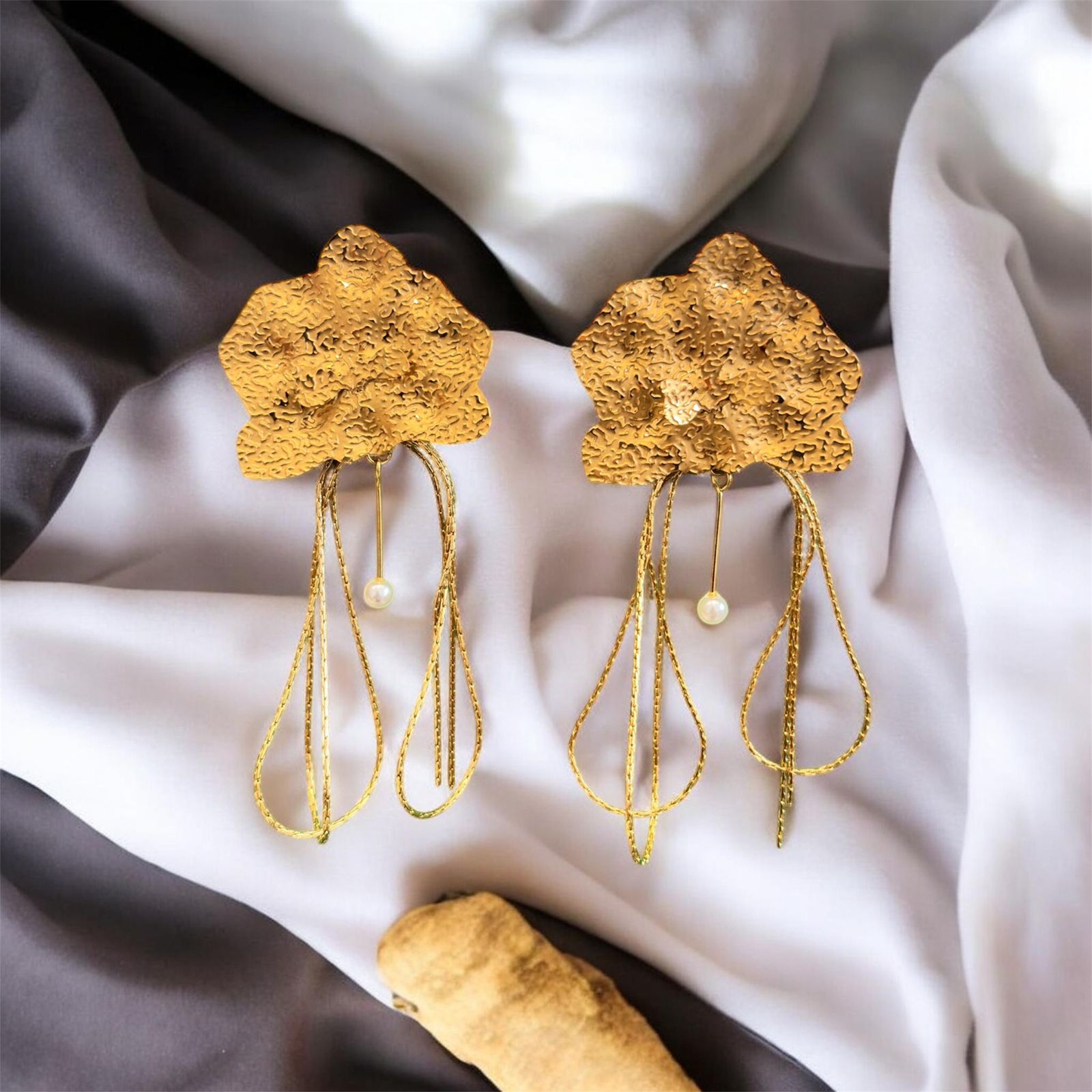 Abstract Floral Chain Drop Earrings