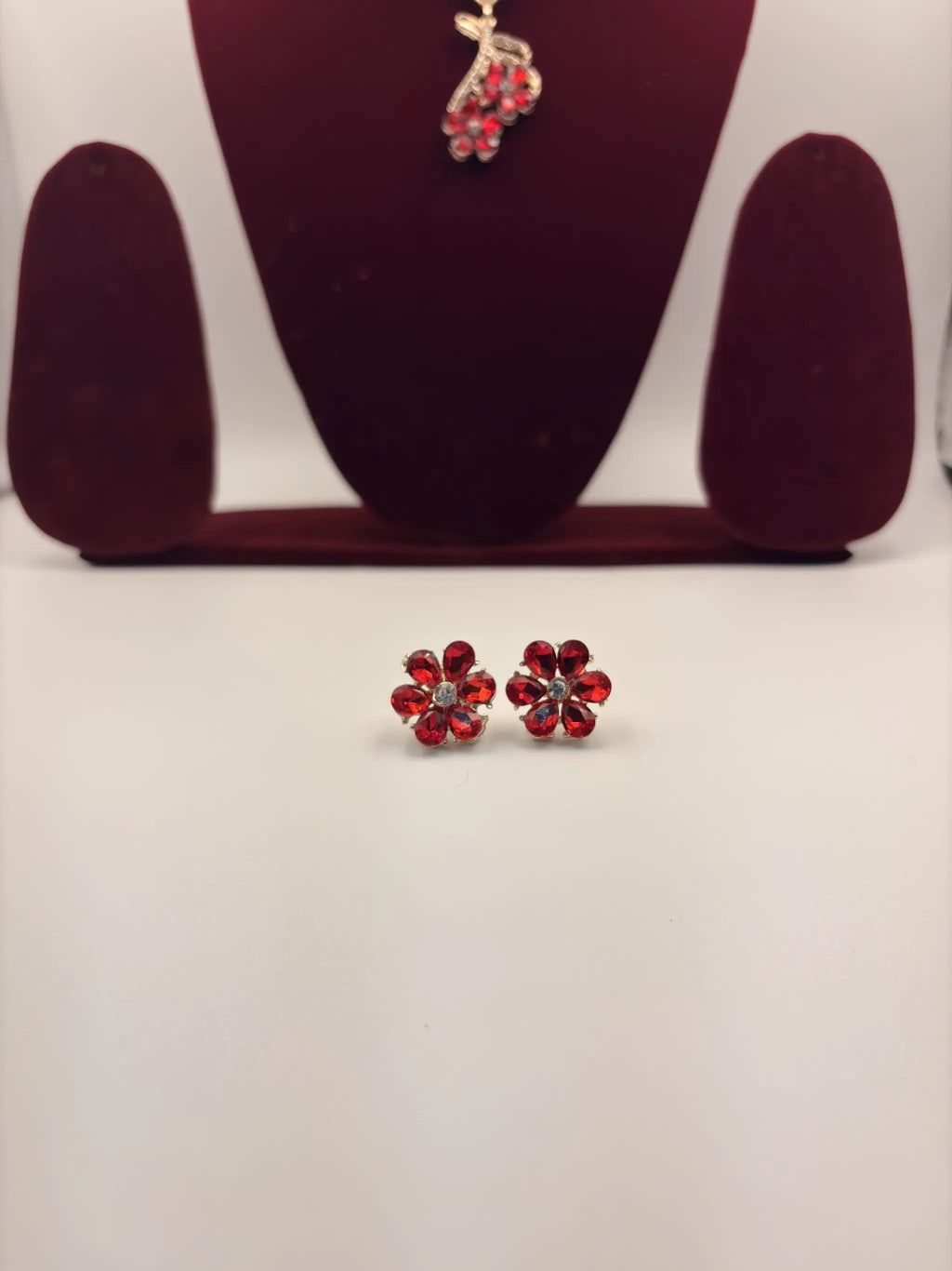 ZAR-E-LAAL Necklace Set