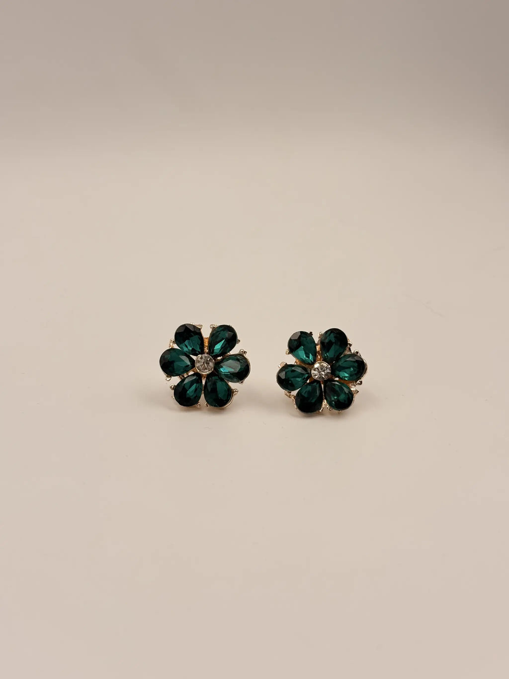 Zarmina Panna Necklace Set of Three Piece