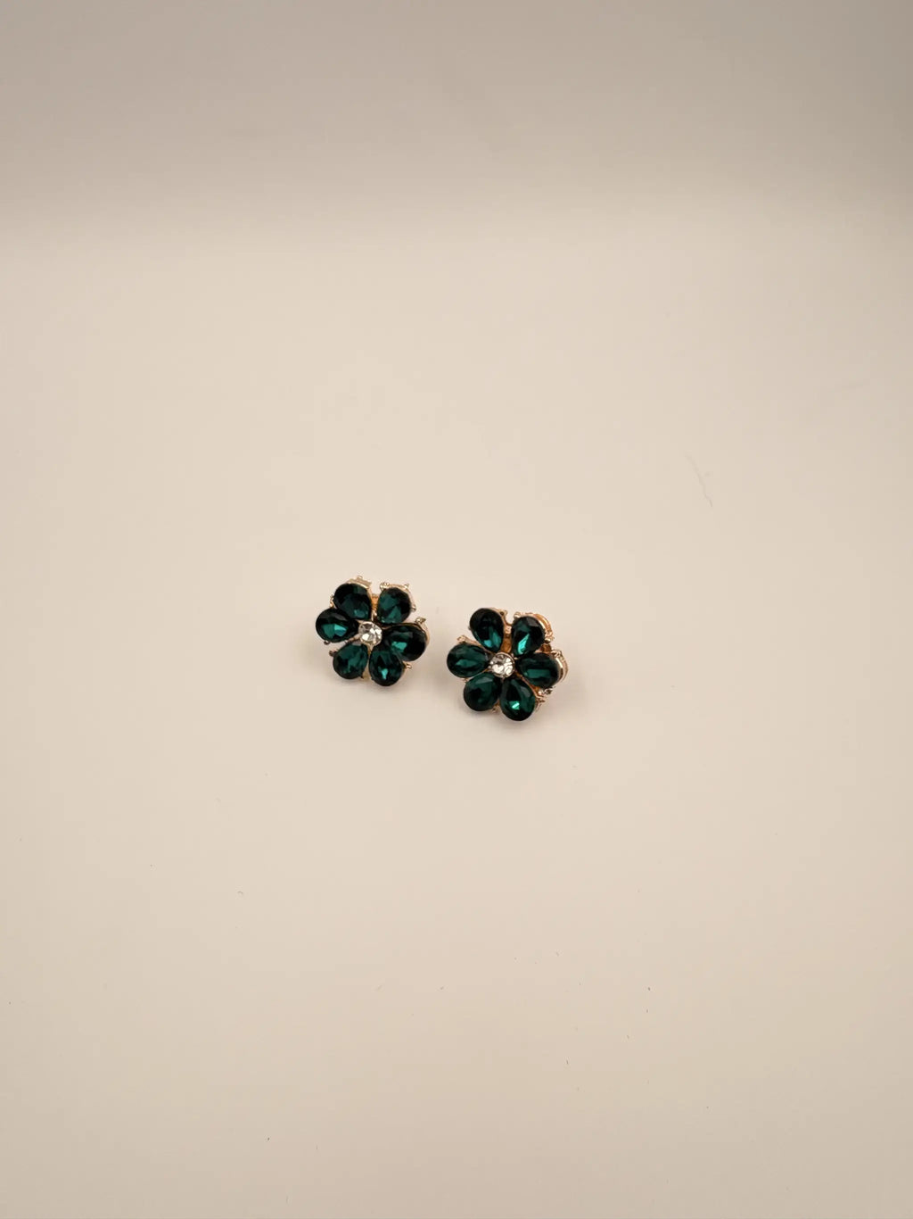 Zarmina Panna Necklace Set of Three Piece